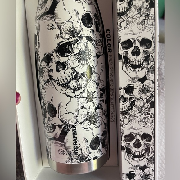 Hydrapeak Artisan Skull and Roses Water Bottle 32 ounce TIk Tok Ltd NIB - Picture 8 of 10